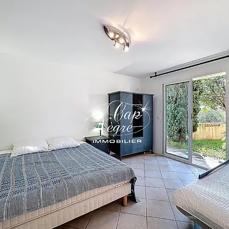 Villa Avec Piscine Classée 4 étoiles Pour 12 Pers Vue Au Canadel
