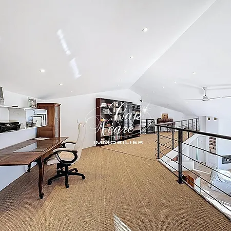 Villa Avec Piscine Classée 4 étoiles Pour 12 Pers Vue Au Canadel *